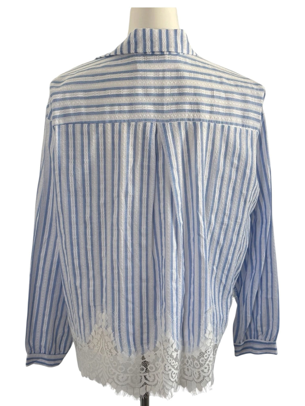 Gestreifte Bluse mit Spitze