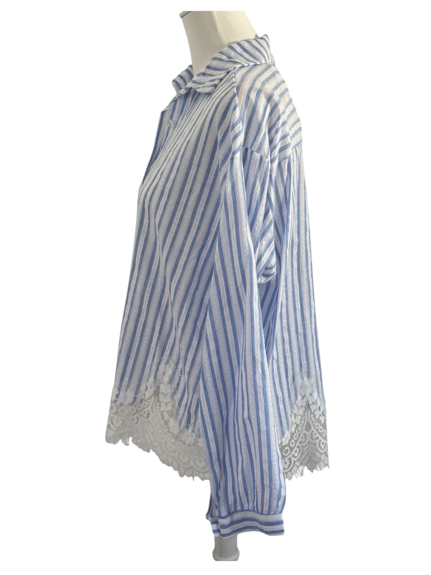 Gestreifte Bluse mit Spitze